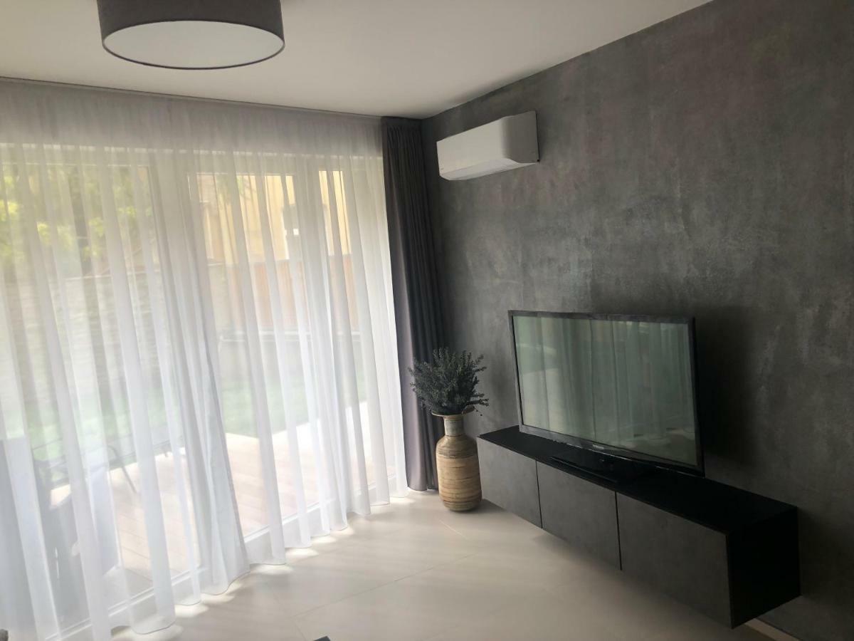 Luxury Apartment With Private Garden Prague Luaran gambar